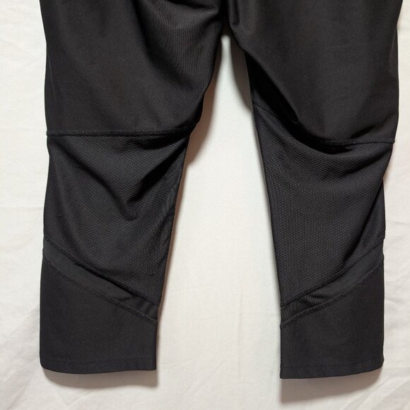 Xersion Women's Black Capri Length Fitted Mesh Panel Leggings Size 1X - Picture 5 of 8